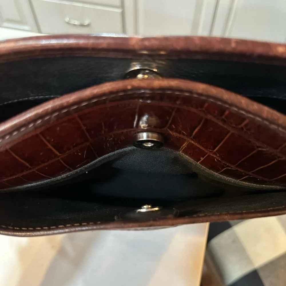 Brighton Black Brown Croc Embossed Leather Crossbody Purse w Organizer